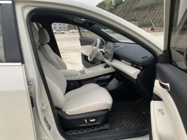 Used 2024 BaoJun Cloud Sea SAU000147