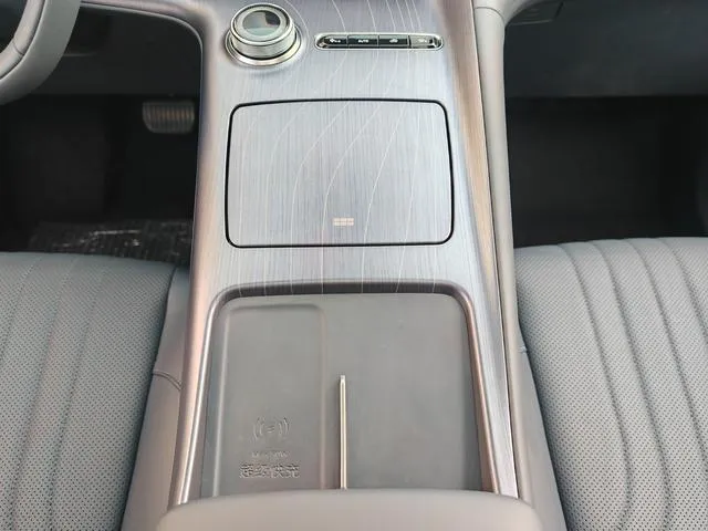 Used 2024 Geely Galaxy E5 SAU000117