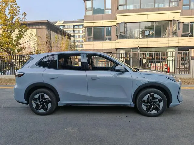 Used 2024 Geely Galaxy E5 SAU000117