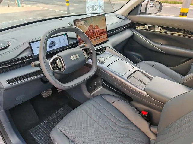 Used 2024 Geely Galaxy E5 SAU000117